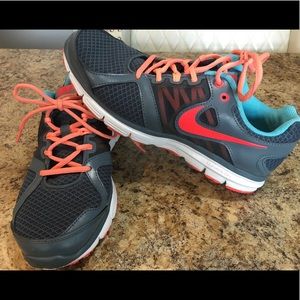 Nike lunarlon sneakers